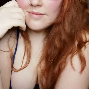 Model - Elle Faith fetish