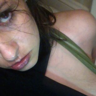 Model - Scarlett Maze 8