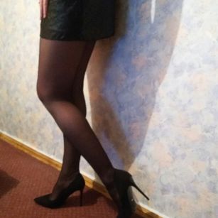 Model - Emelli  3