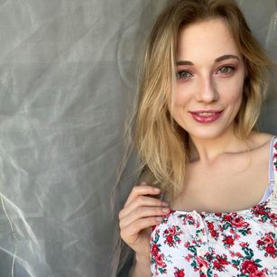 Model - AlisonCandyy sex