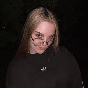 Model - olly_clouss blond