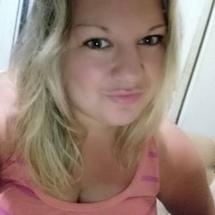 Model - BonnyLe bigtits