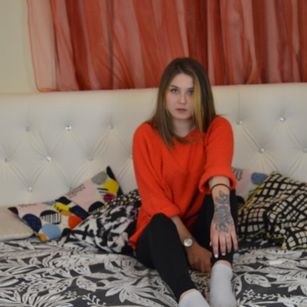 Model - Rousy Cool teen