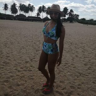 Model - Gemira latina