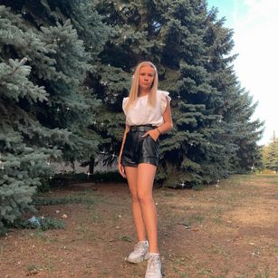 Model - YourLoveArina juicy
