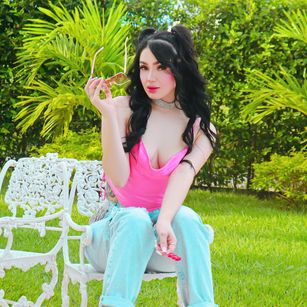 Model - EmilyPrada POV