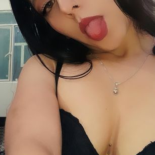 Model - evelyn boice latina