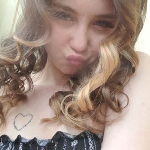 Model - Rousy Cool spanking