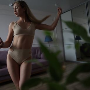 Model - Mary new