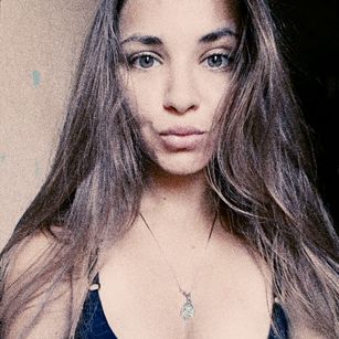 Model - MissKiss 8