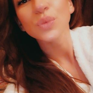 Model - Alice anal