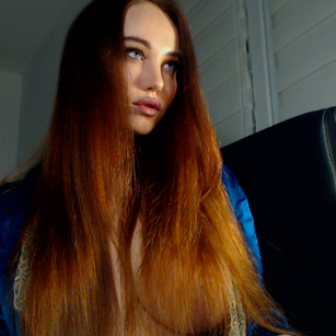 Model - XXHotArianna humiliation