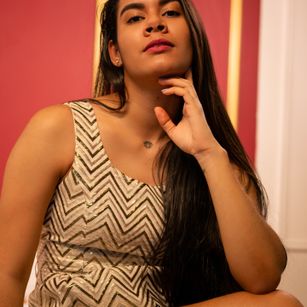 Model - Alaia Rose joi