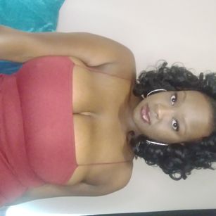Model - BrookeVixen milf