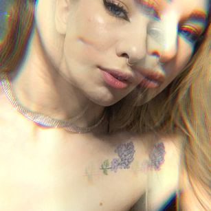 Model - Milana_lil dildo