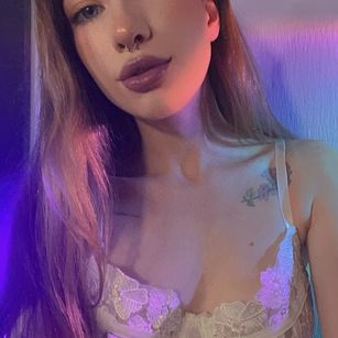 Model - Milana_lil femdom