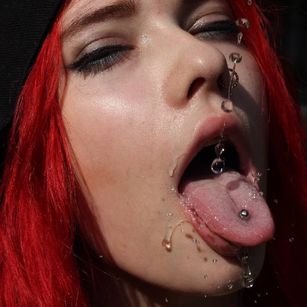 Model - Lily Marakesh sexy