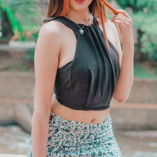 Model - AliceMerchall cei