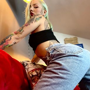 Model - Nina Danger teen