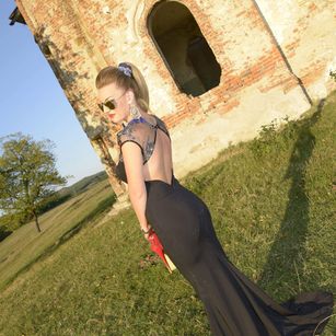 Model - Amy Kissinger 5
