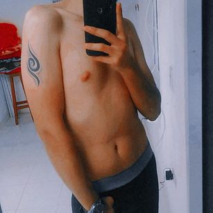 Model - BighardBoy bigcock