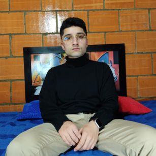 Model - Bryan Marquez anal