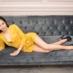 MiraLocks striptease Model - MiraLocks striptease