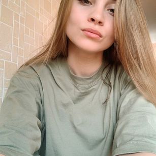 Model - Focus-on-me nude
