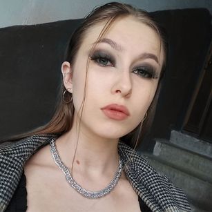 Model - Nikole19 Beautifullegs