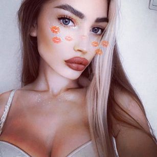 Model - Vanilla dildo