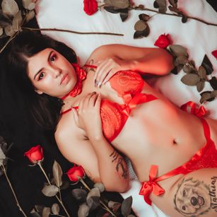 Model - AdeleSilva naked