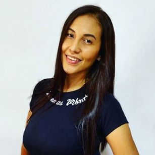 Model - Ivonne_31 smart