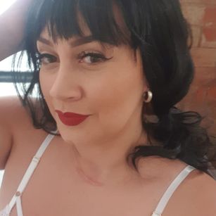 Model - Kate McCain BBW