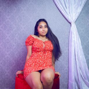 Model - CarlieCandy fingering