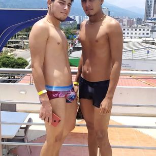 Model - sexburningboys love