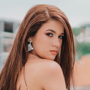 Model - Paula Rossi sexy