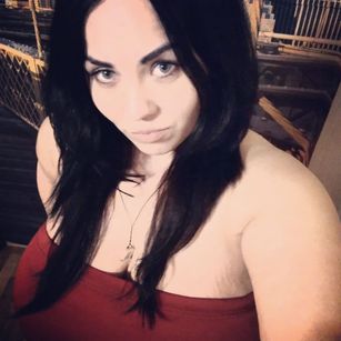 Model - Linda dildo