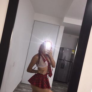 Model - CarolGomez taboo