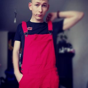Model - Alex striptease