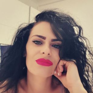 Andreeaboobs squirt Model - Andreeaboobs squirt