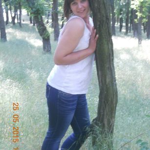 Model - Alena Sports