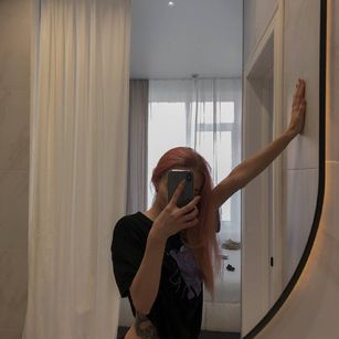 SashaBloom cum Model - SashaBloom cum