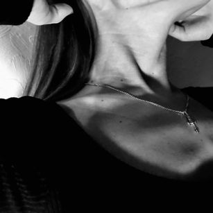 Model - MavisWhite smoke