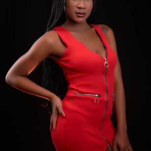 Model - yudi ass