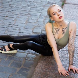 Model - MileyPayne Hot