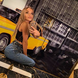 Model - Hot_Blondie1511 tits