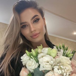 Model - Hot_Blondie1511 sweet