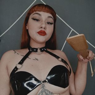 VICTORIA_R98 humiliation Model - VICTORIA_R98 humiliation
