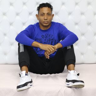 Model - JEFF sexy