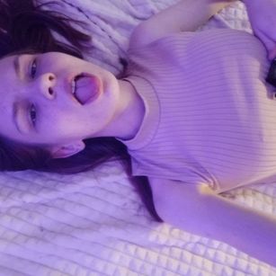 Model - Amanda feet